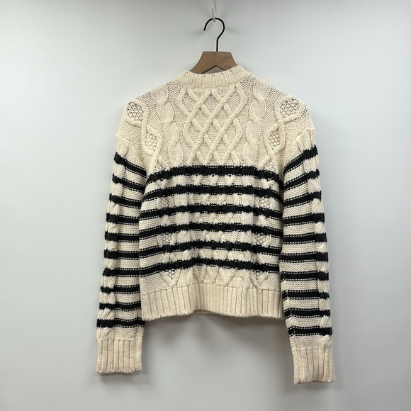 NWOT American Eagle Striped Cable Knit Crewneck Pullover Sweater Cream Navy XS - Picture 4 of 7